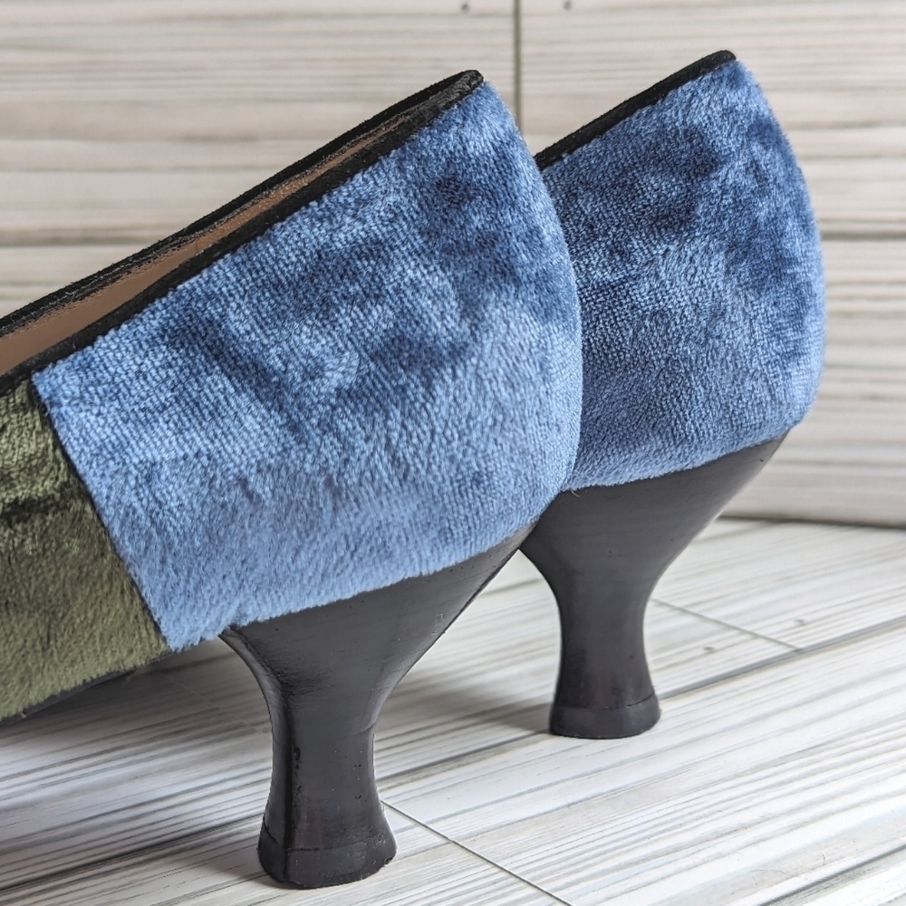 Salvatore Ferragamo Mary Jane Kitten Heels in Velvet Colorblock Size 7.5 - Picture 9 of 16